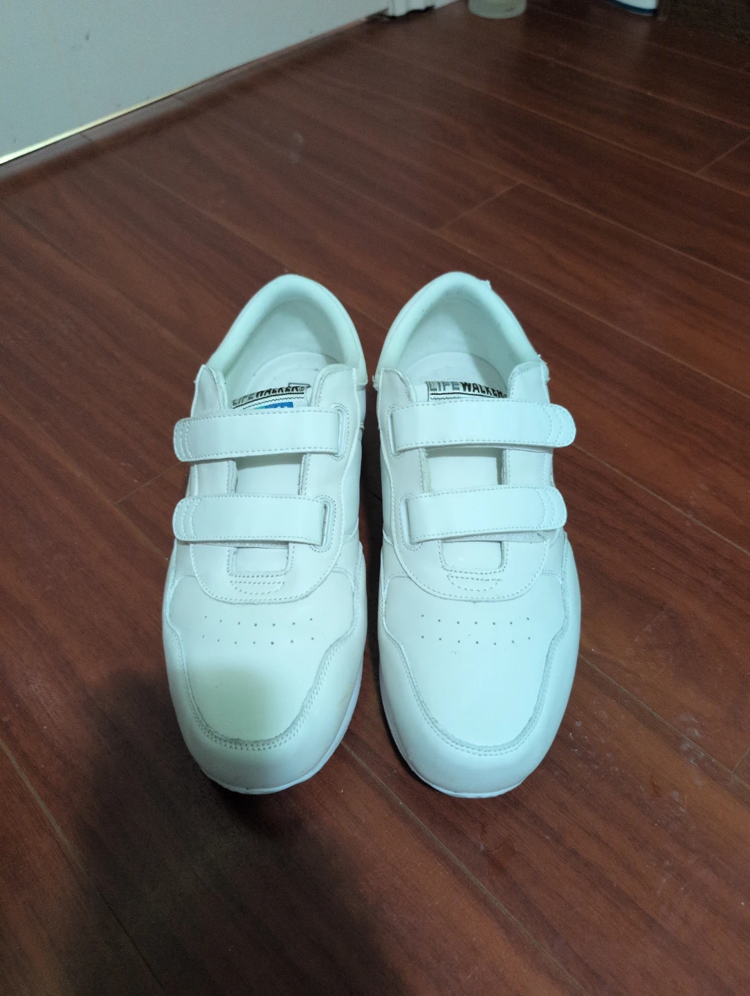 Propet Life Walker White Velcro Shoes - photo 3