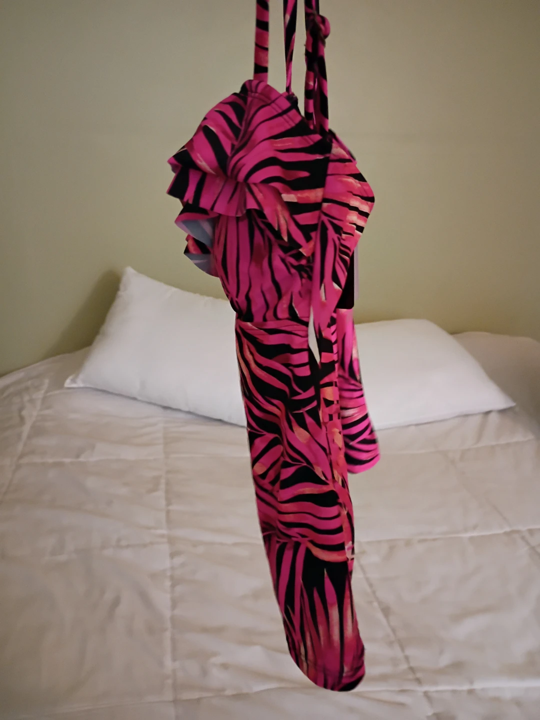 Island Escape Pink Tropical Print Tankini Top - photo 3