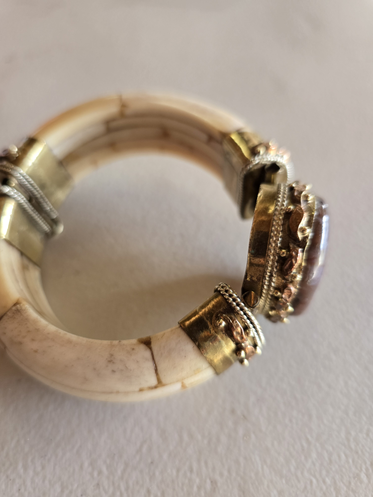 Vintage Bone and Gemstone Hinged Bangle Bracelet - photo 4