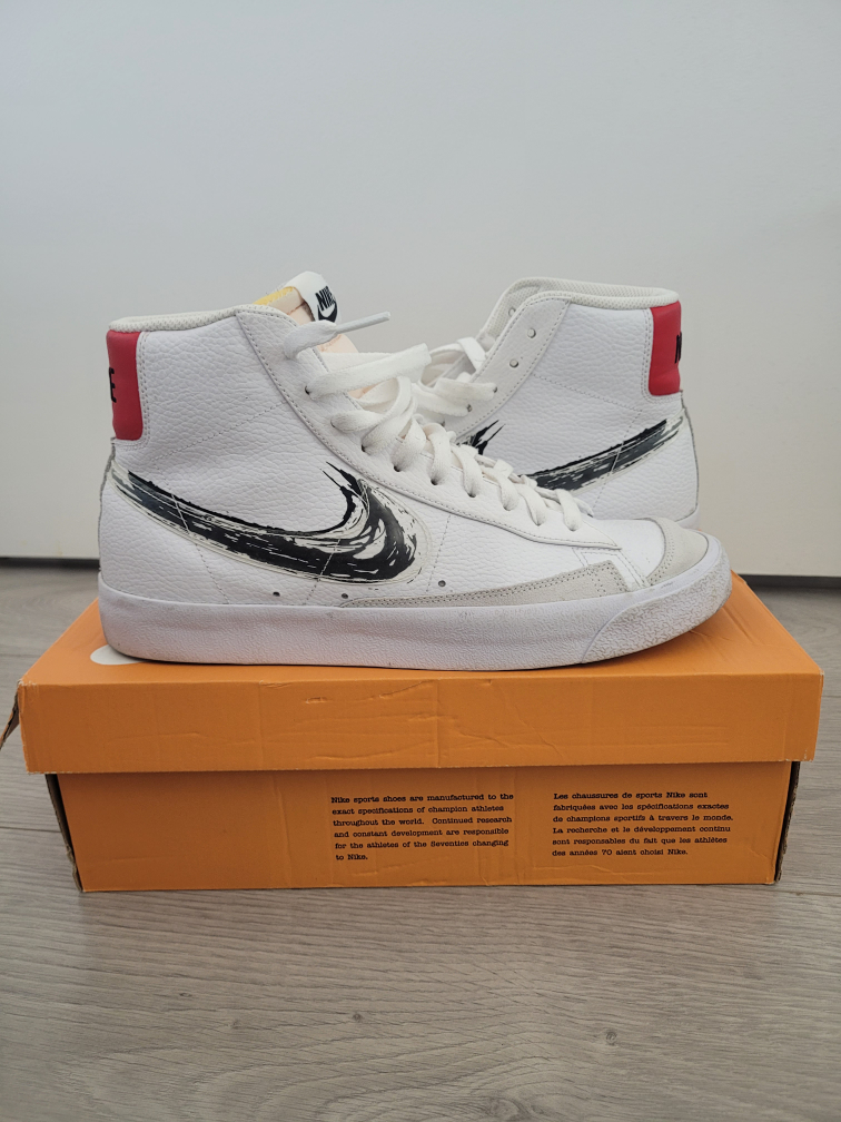 Nike Blazer Mid '77 White, Size 10.5