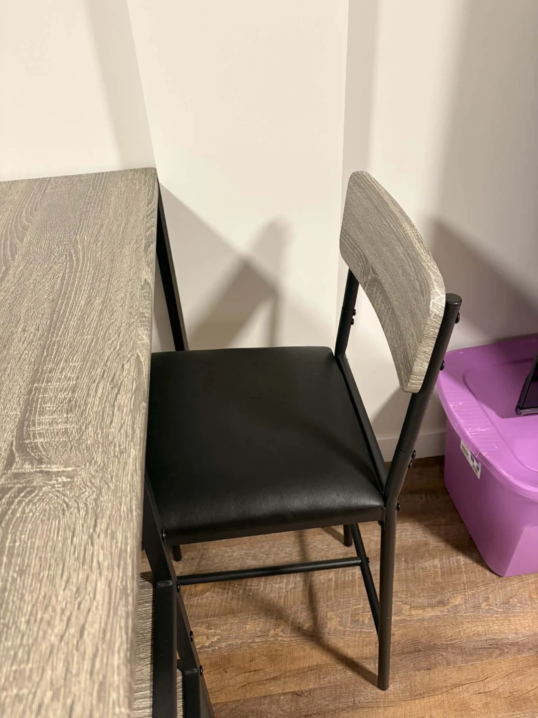 Bar Height Table Set with 2 Stools - photo 4