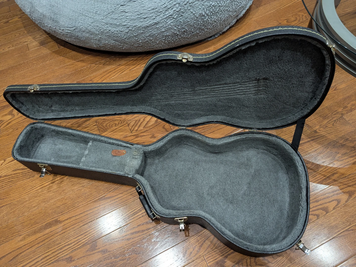 Hardshell Guitar Case