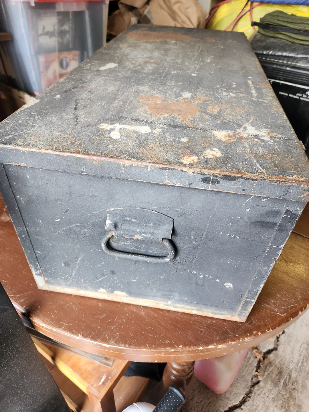 Vintage Metal Storage Box with Handles - photo 4