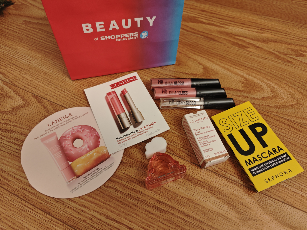 Makeup Set: Ariana Grande perfume, Clarins, Laneige, Sephora