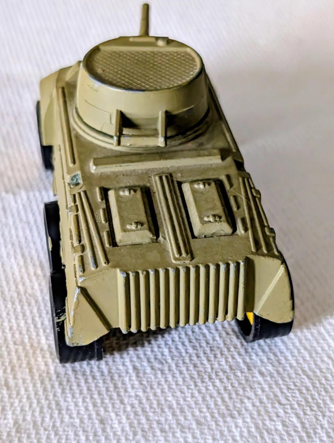 TootsieToy M-8 Armored Car - photo 3