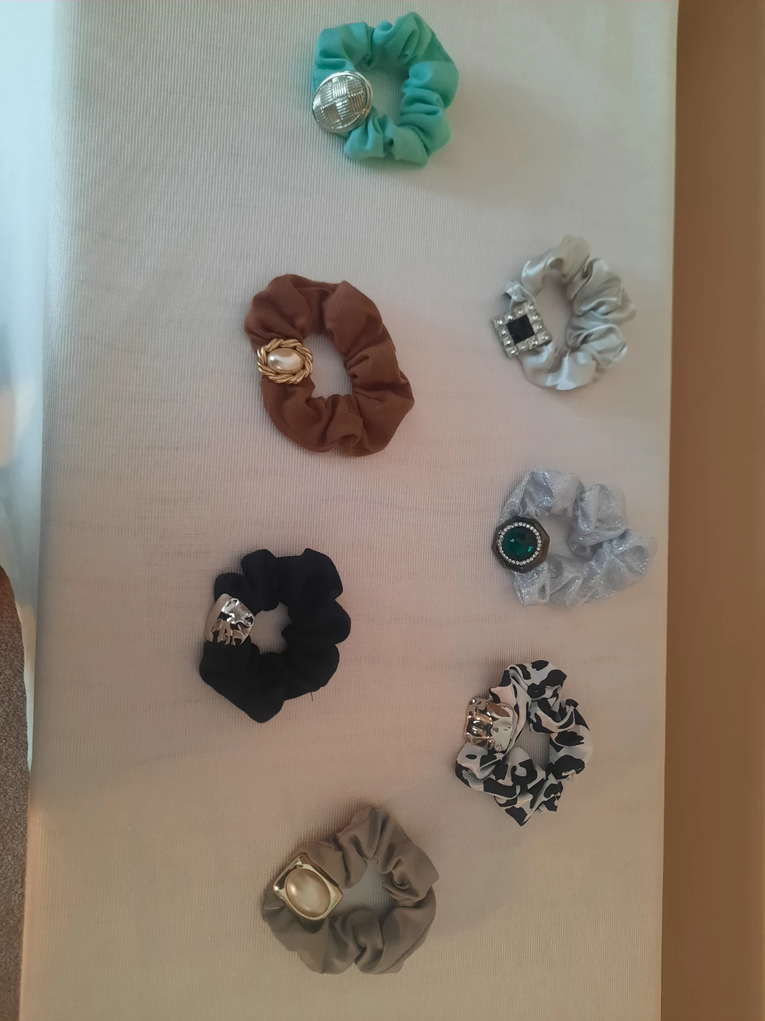 Decorative Hair Scrunchies with clip on retro jewelry Charms