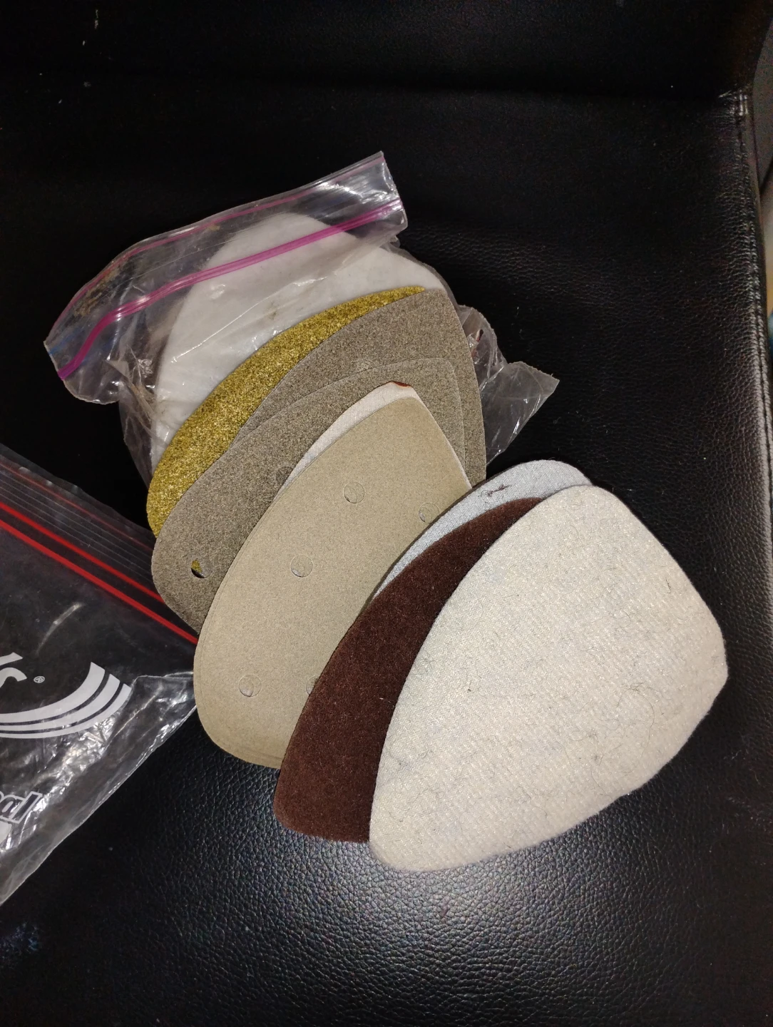 Mastercraft Orbital Sander with Case and accessories - photo 3