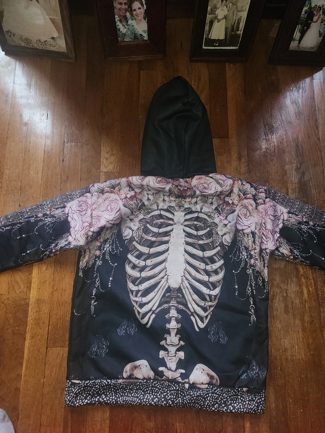 Skeleton & Roses Hoodie - photo 2