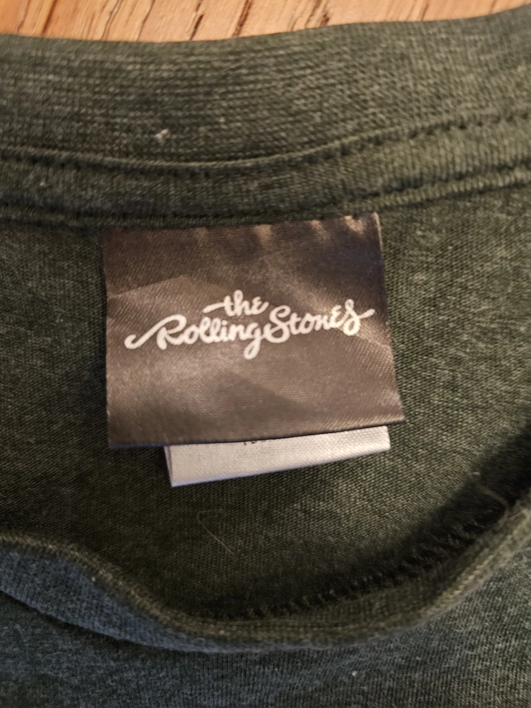 Unisex "Official" The Rolling Stones T-Shirt size small - photo 3