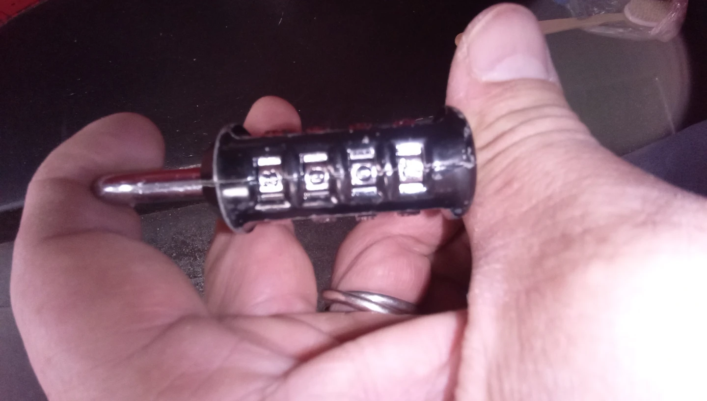 4-Digit Combination Lock
