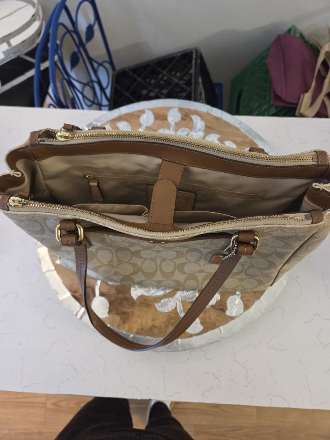 COACH Peyton Jordan Double Zip Carryall - photo 3