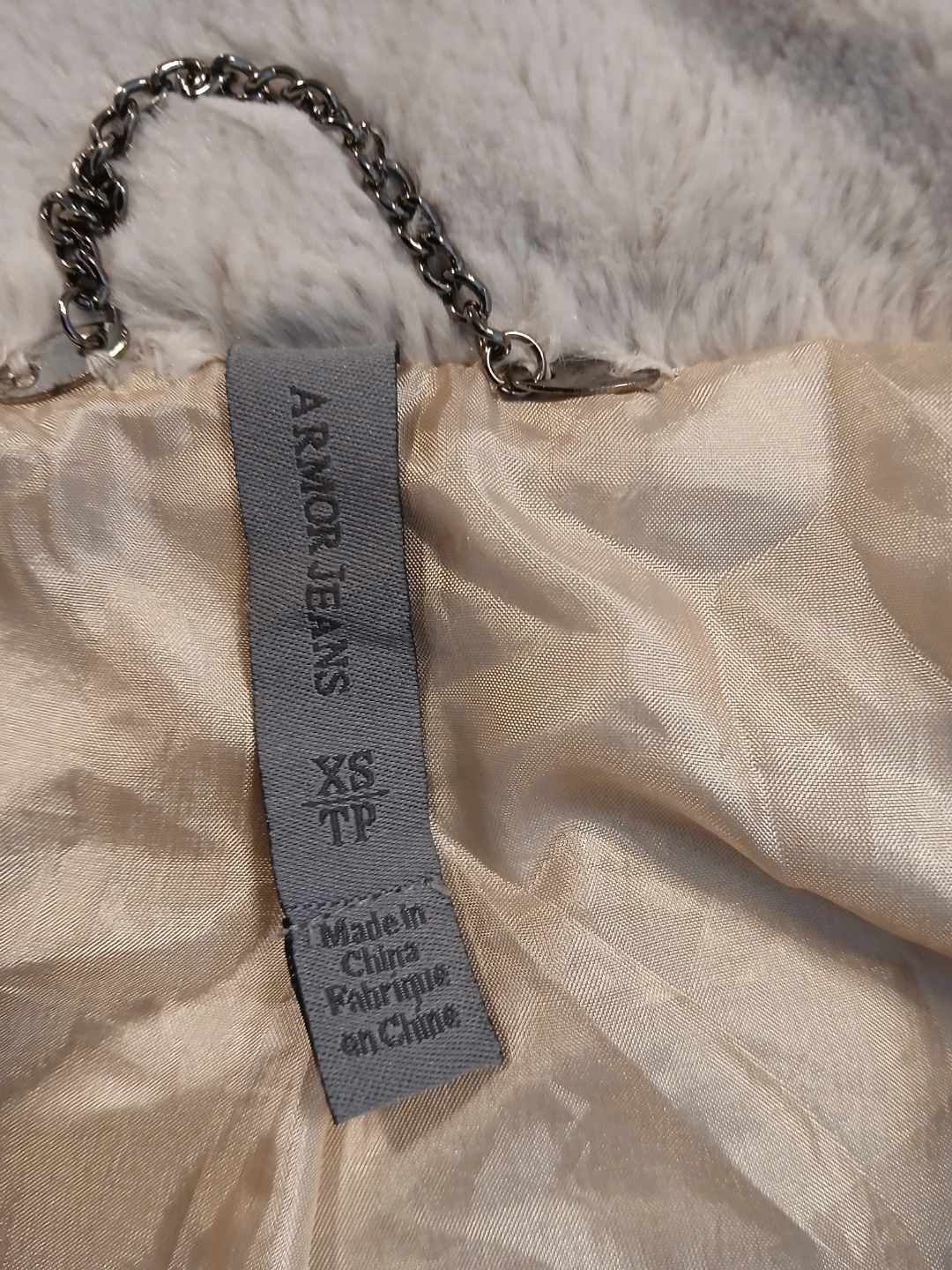 ARMOR JEANS Faux Fur Jacket XS available. FIRM PRICE. - photo 3
