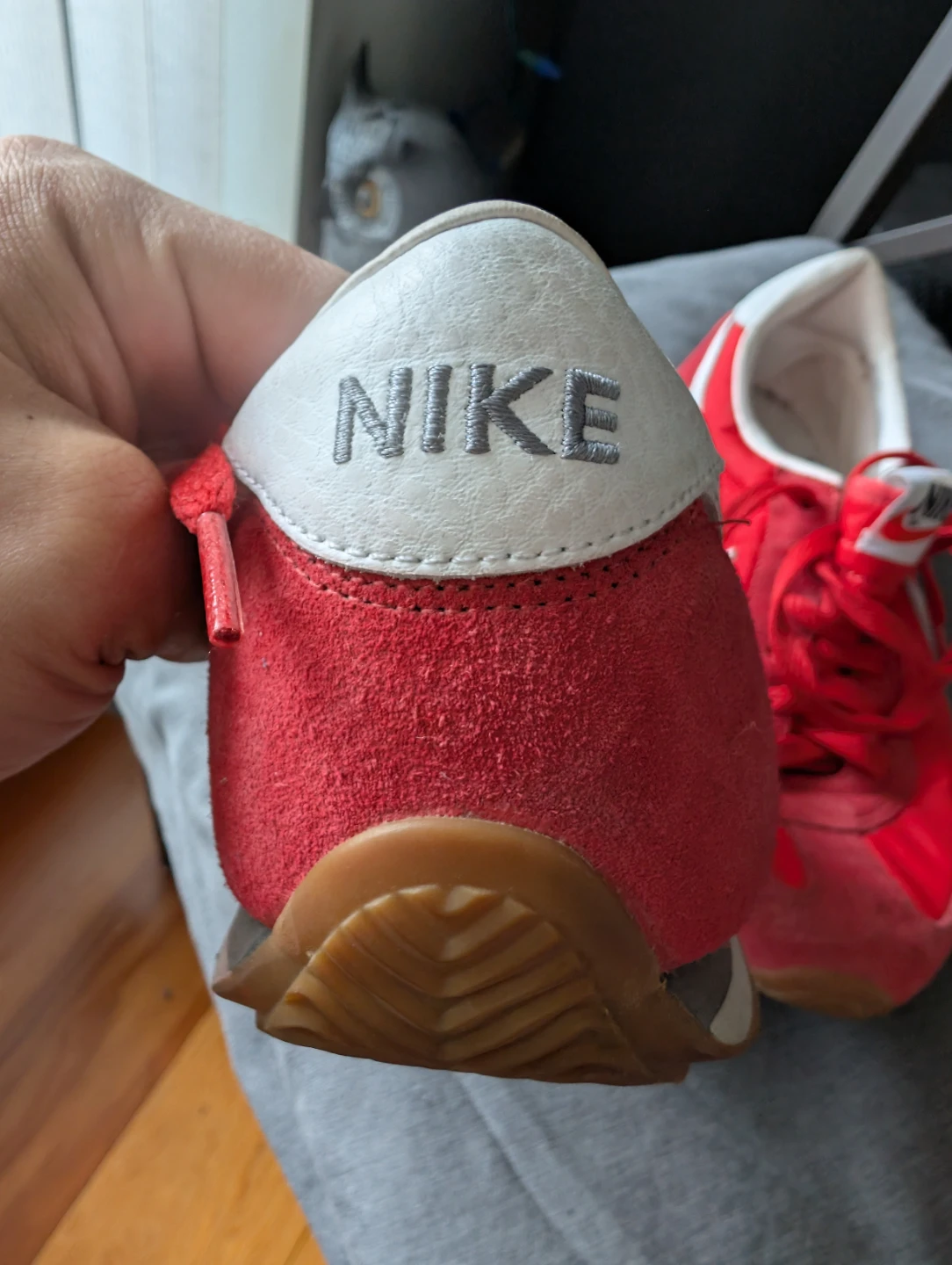 Nike Retro Red and White Sneakers - photo 4