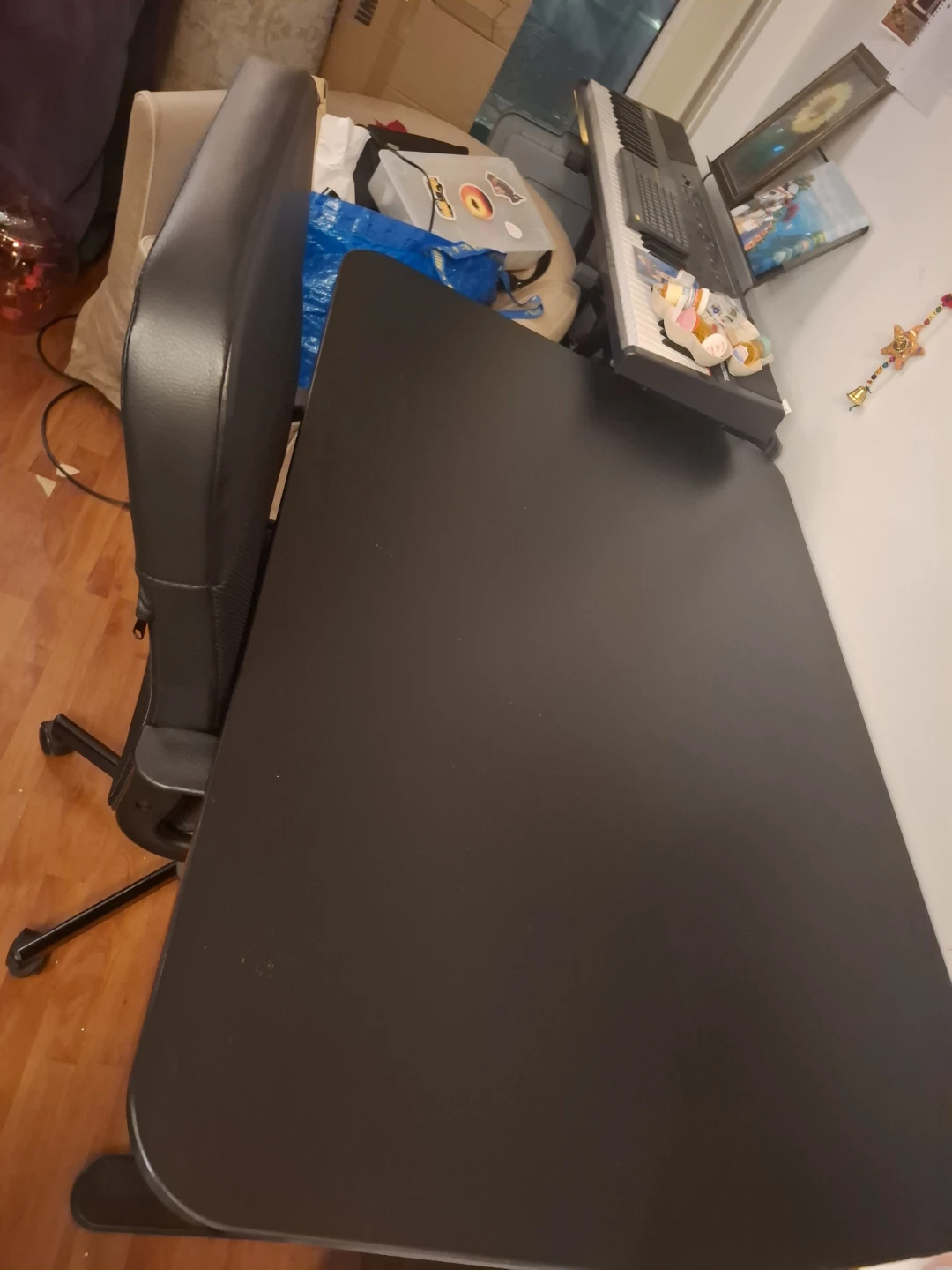 $30 Desk (DISASSEMBLED) - photo 2