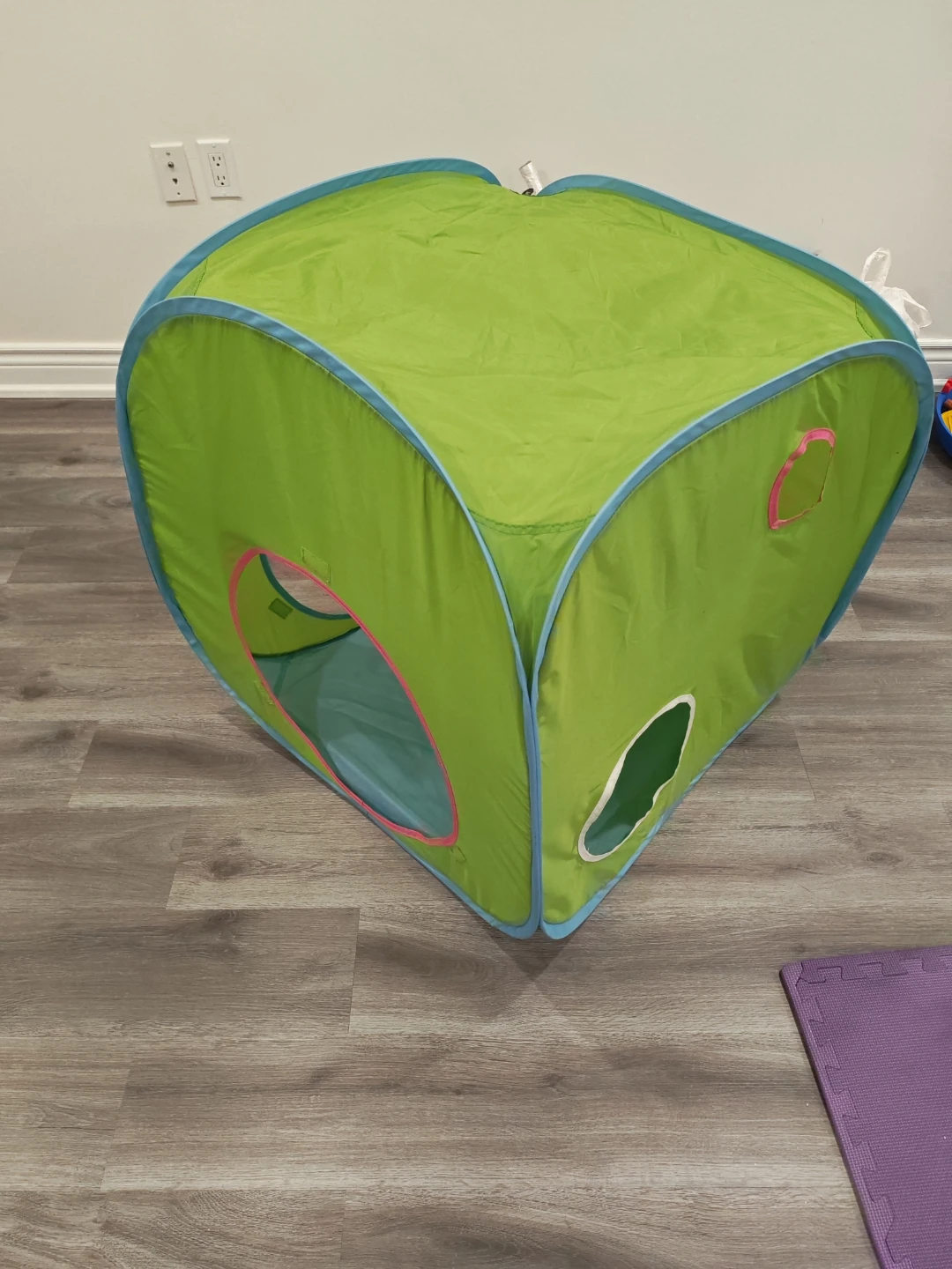 Green Play Tent with Blue Trim - photo 2