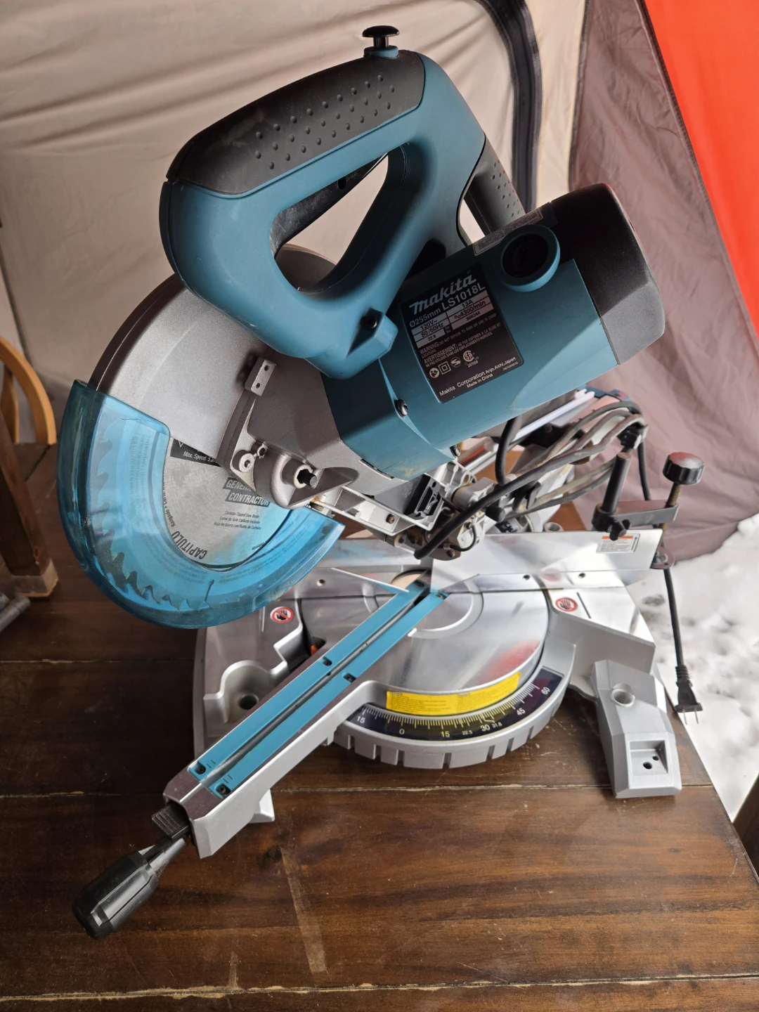 Makita LS1018L 10-Inch Compound Sliding Miter Saw - photo 4