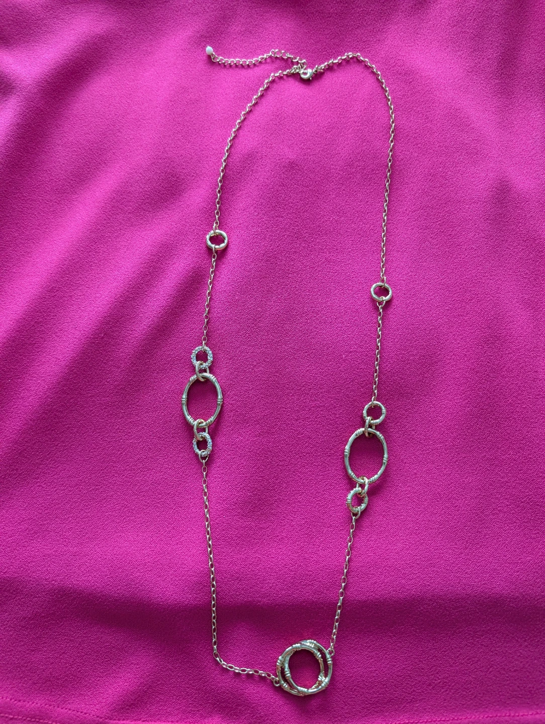 Avon Lavish Links Long Necklace🏆