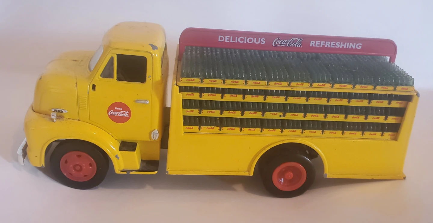 Coca-Cola Delivery Truck Coin Bank - photo 2