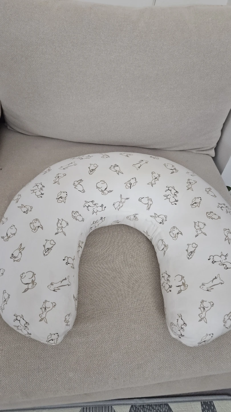 Nursing Pillow with Bunny Pattern and cover