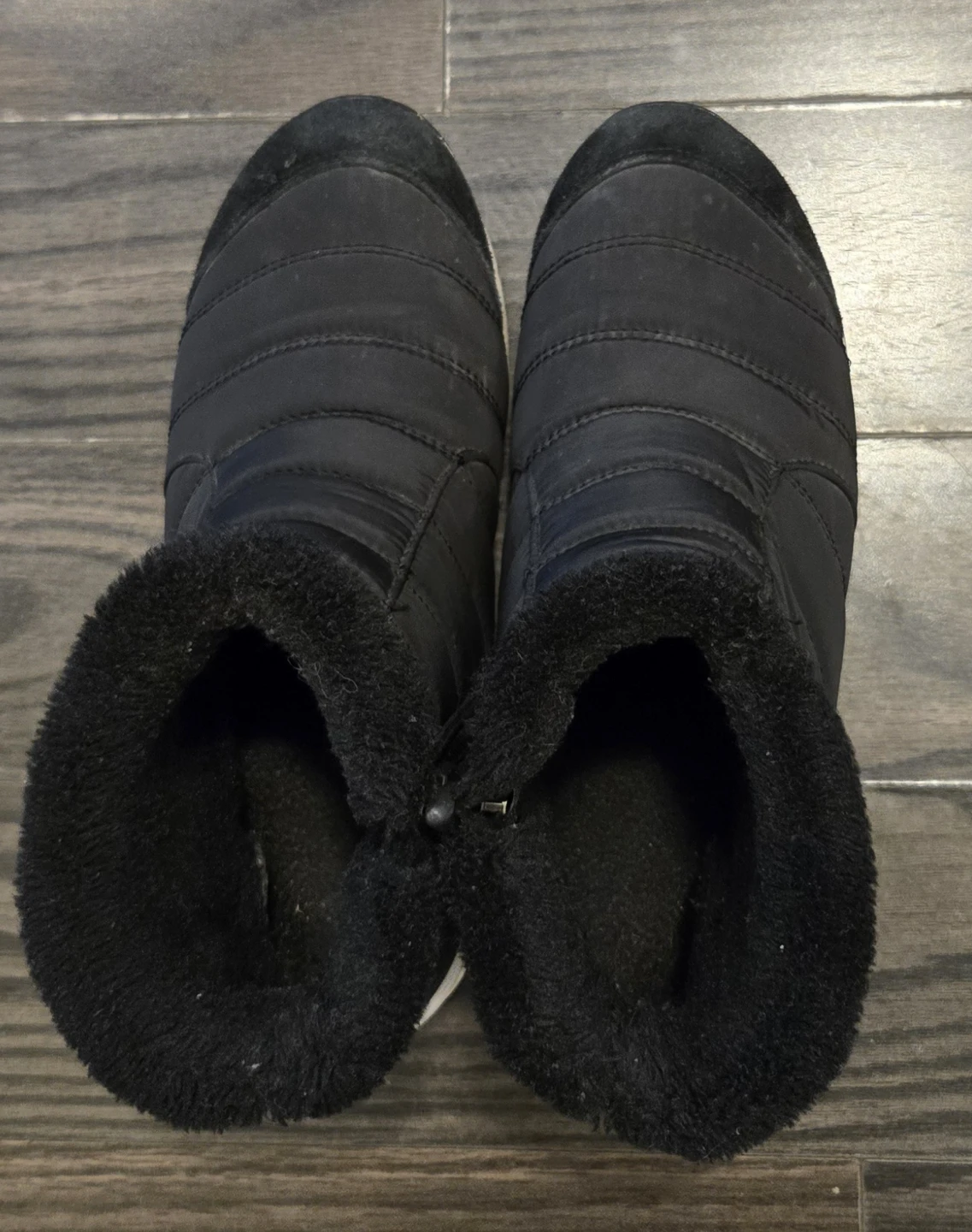 2 Black Quilted Winter Boots with Fur Lining