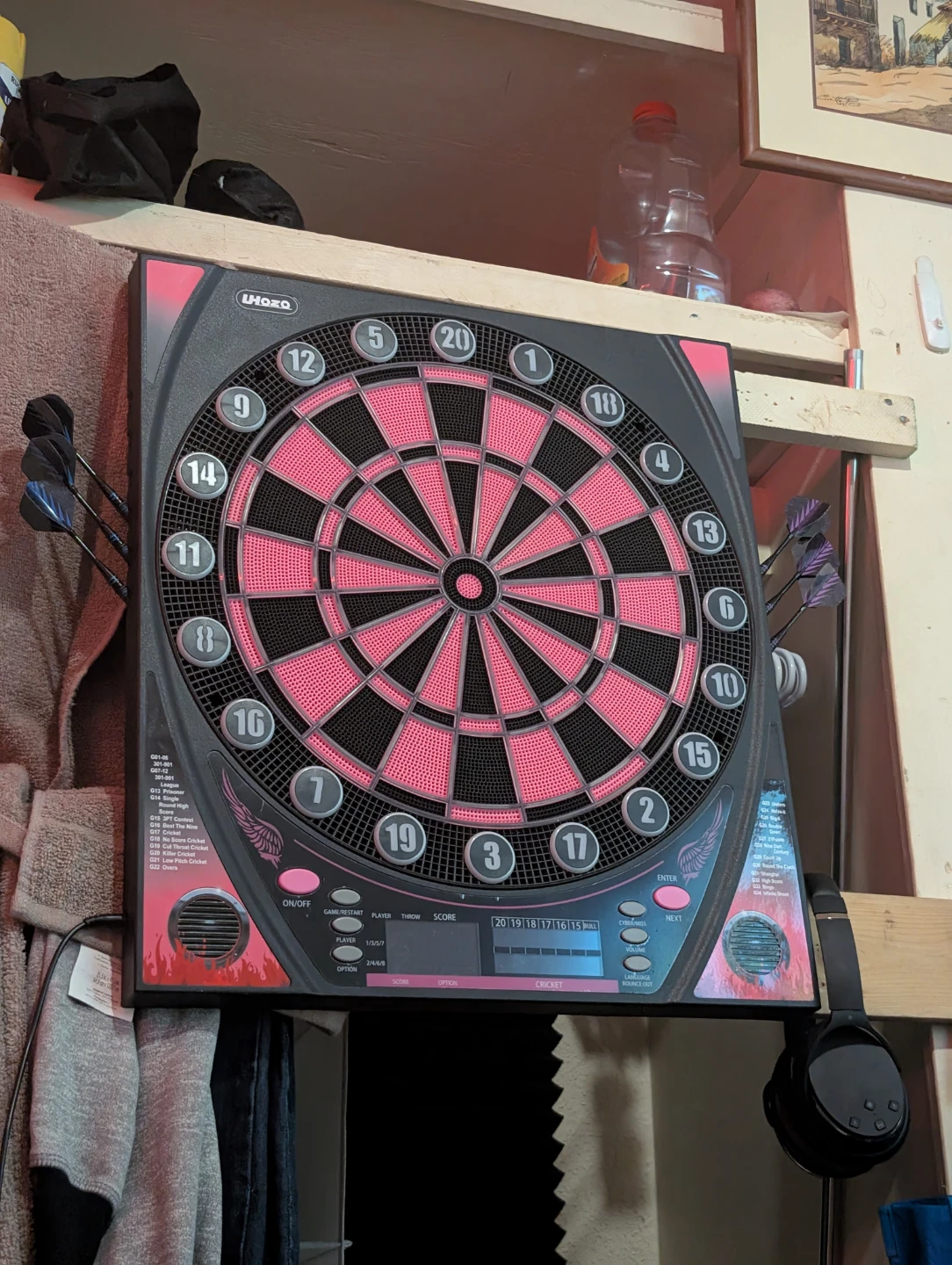 UNO Electronic Dartboard with Darts