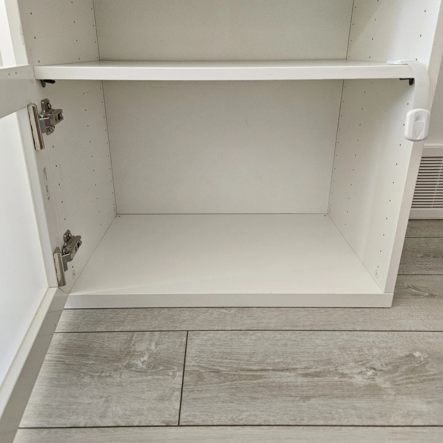 IKEA Besta storage unit - photo 4