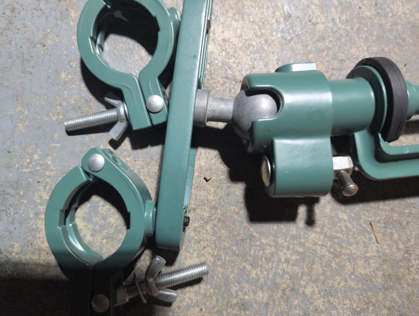 Green Metal Clamp Holder - photo 3