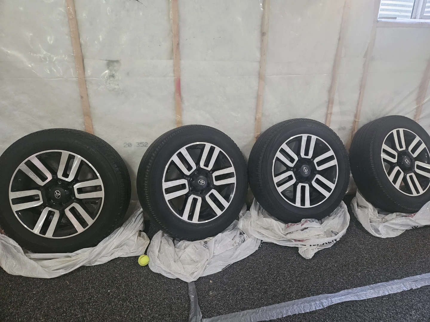 Set of 4 Toyota 4runner Wheels and Tires