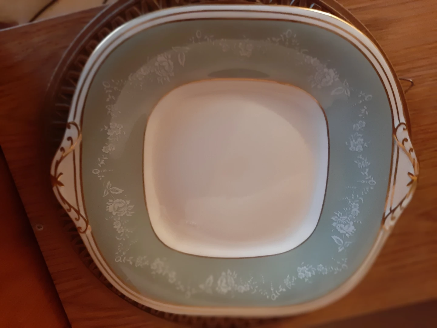 Aynsley Rosewood Decorative plate-England