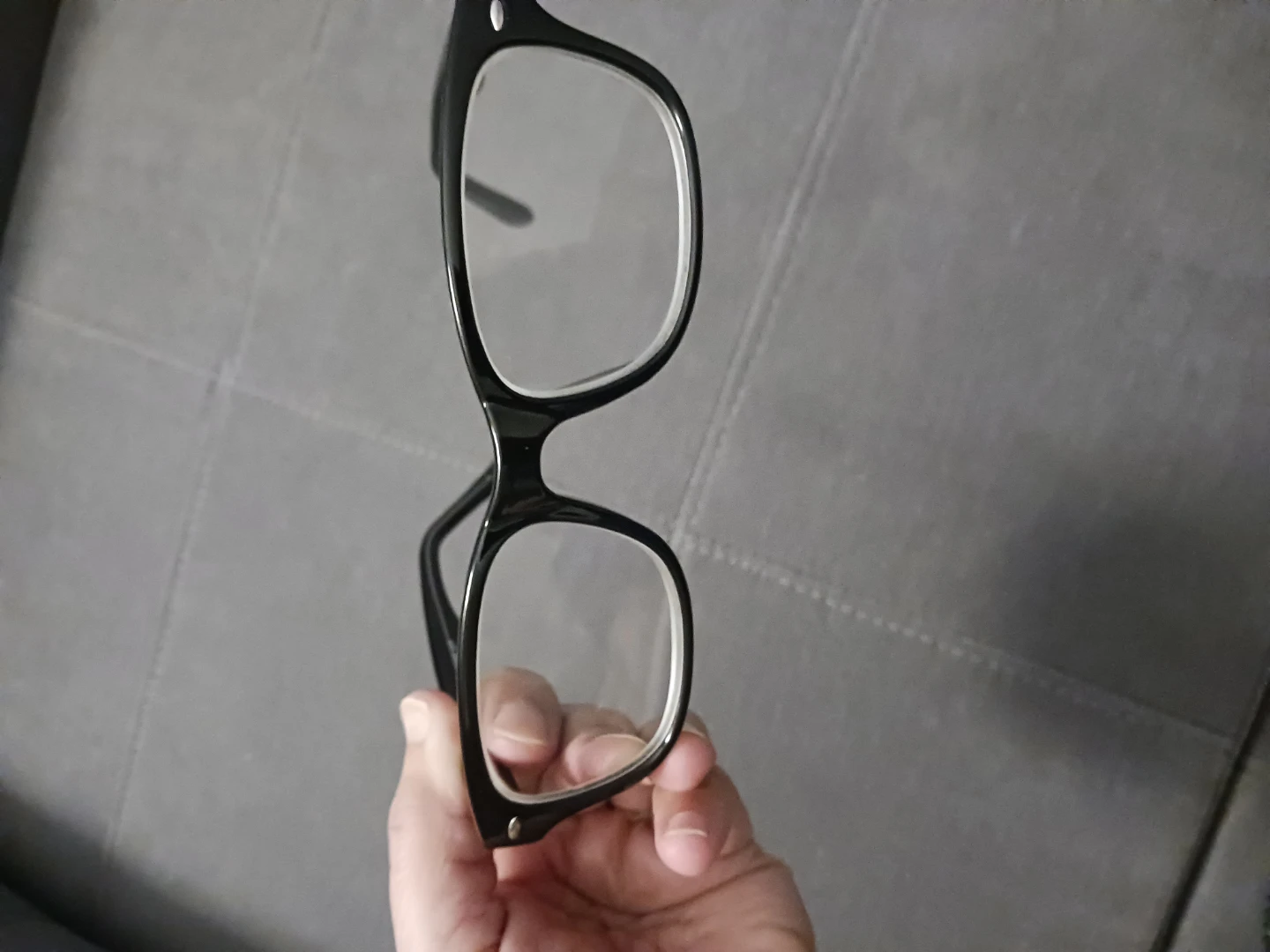 Black color eye glasses reading +2
