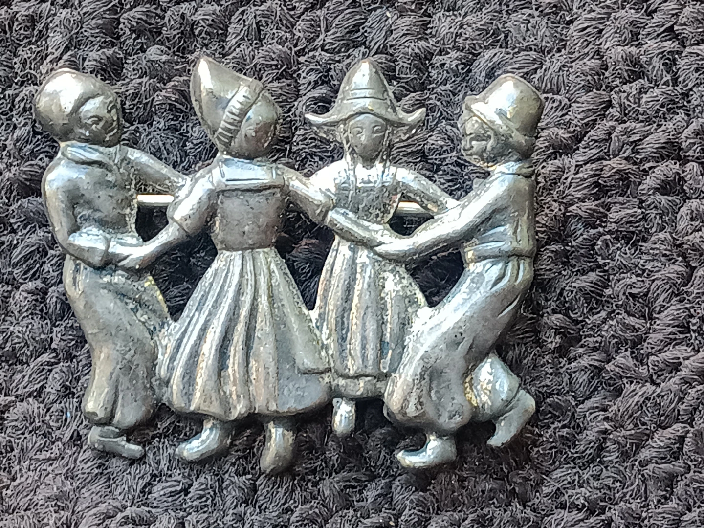 Vintage Sterling Silver Dancing Children Brooch