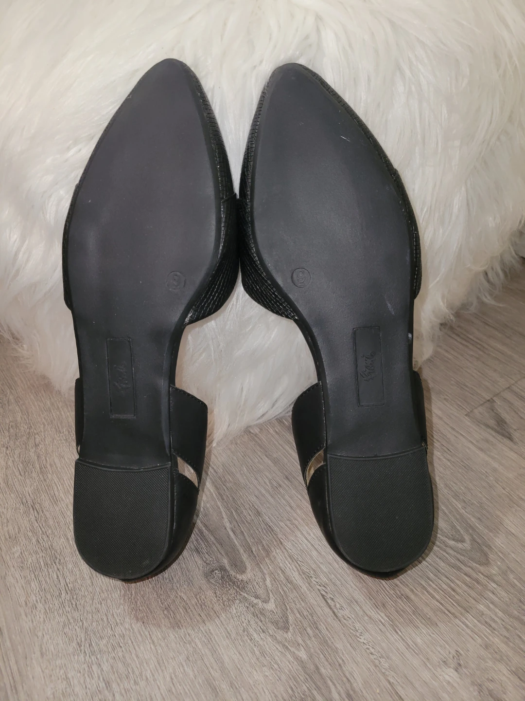 Black D'Orsay Pointed Flats - Size 9 - photo 3