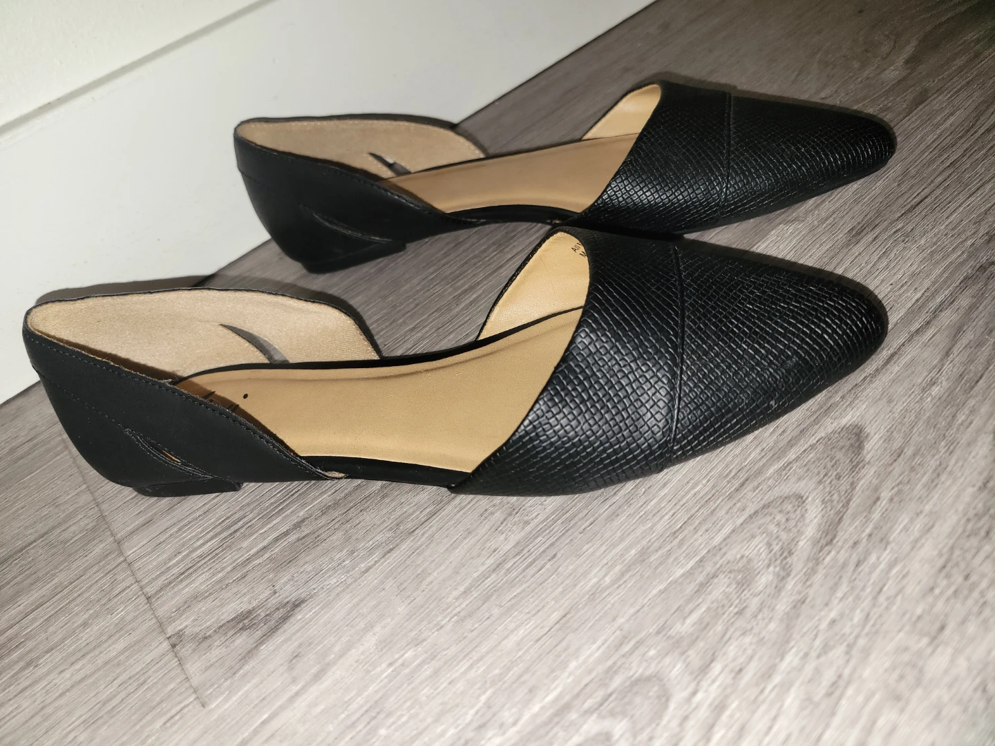 Black D'Orsay Pointed Flats - Size 9 - photo 5