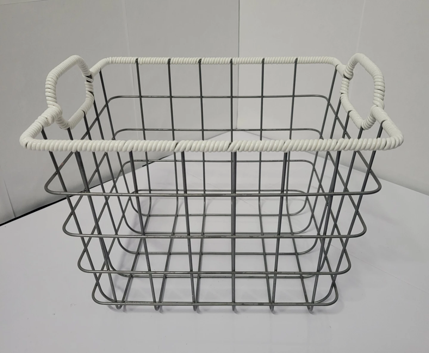 Metal Wire Storage Basket with White Rope Handles