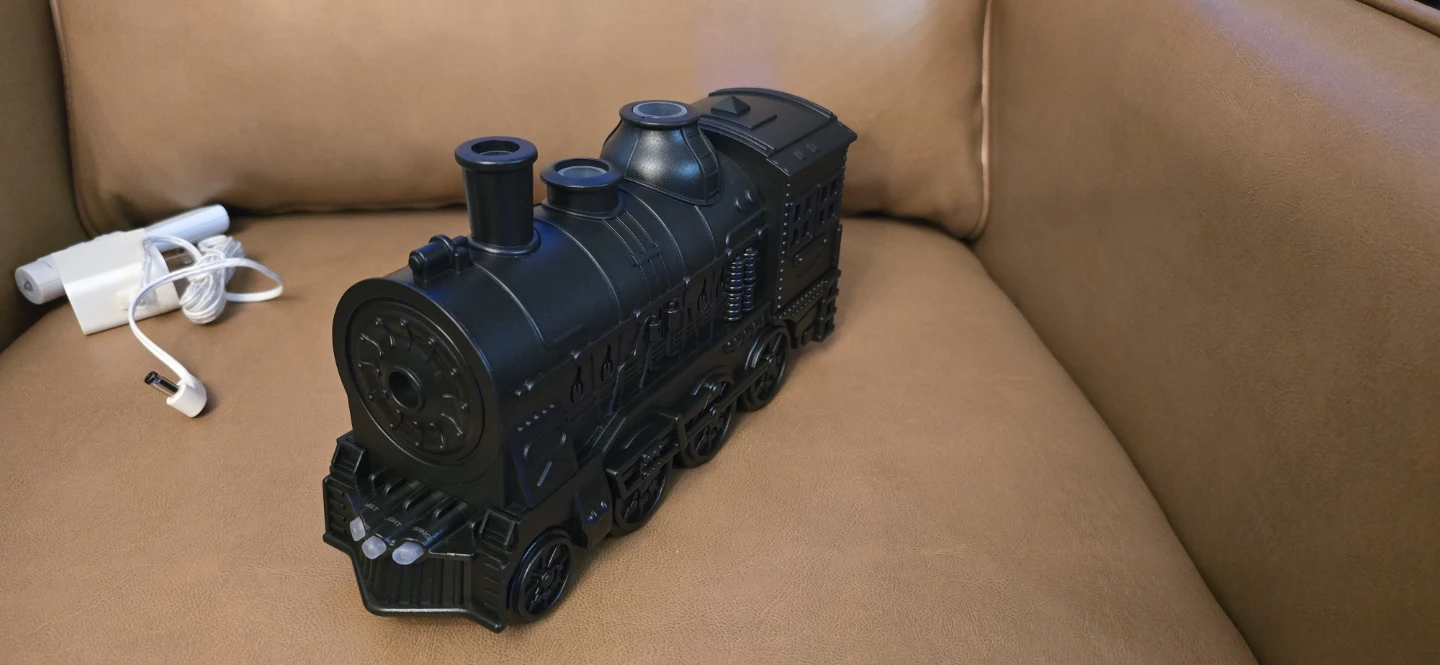 Black Train Shape Flame Diffuser with Lights - photo 3