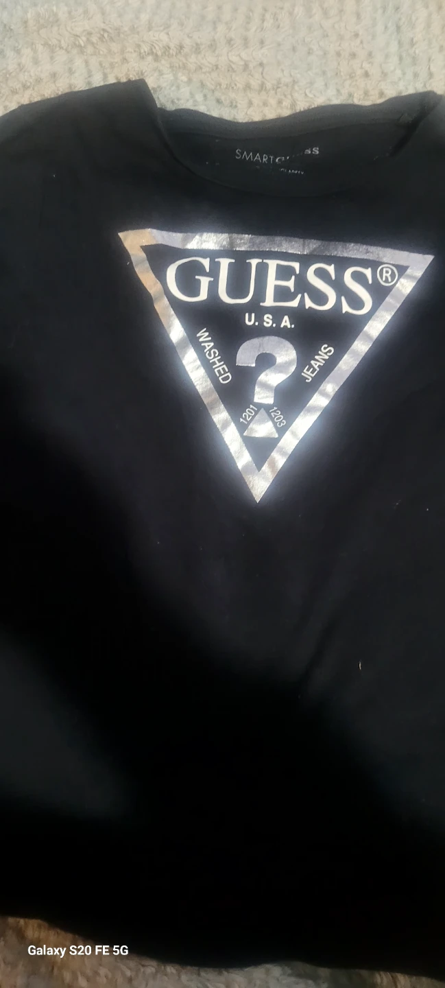 Smart Guess T-Shirt