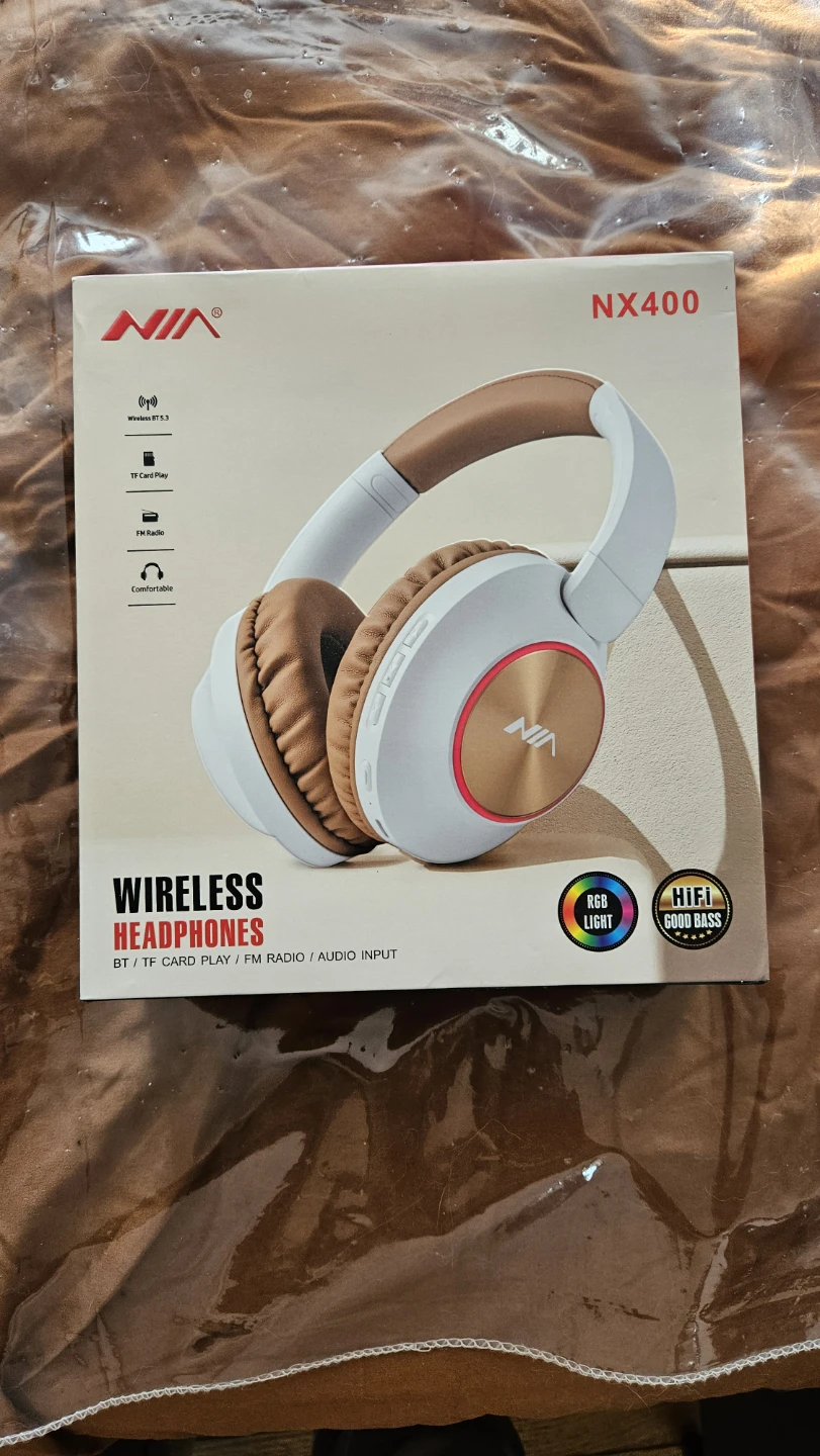 BRAND NEW! NIA NX400 Wireless Headphones
