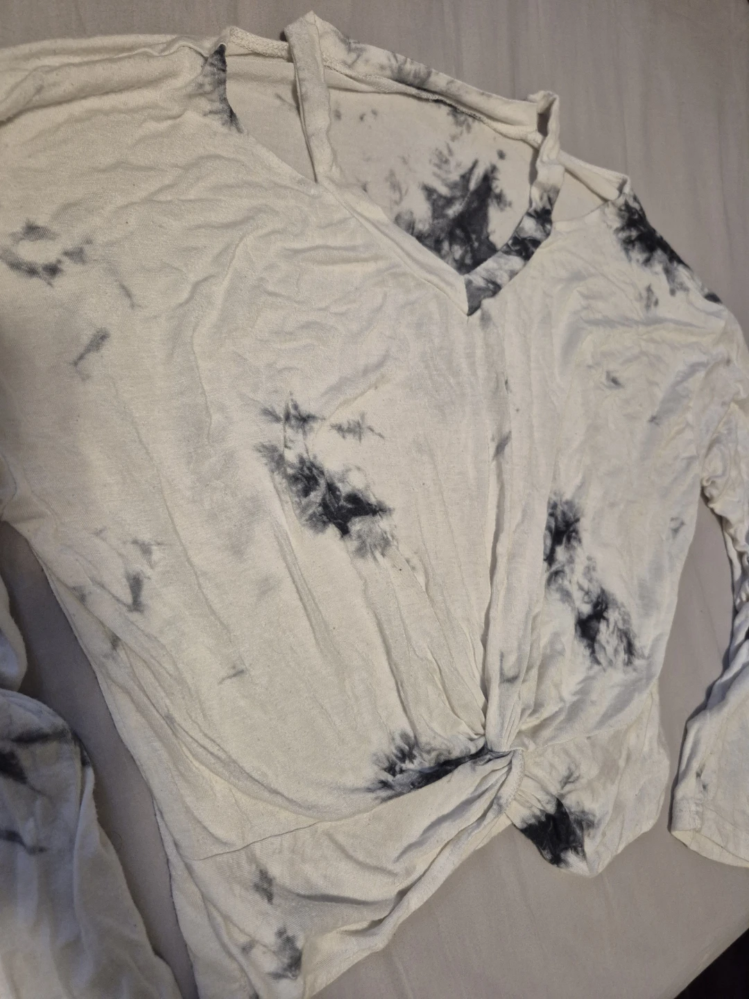 White Tie-Dye Twist Front Long Sleeve Top - photo 2