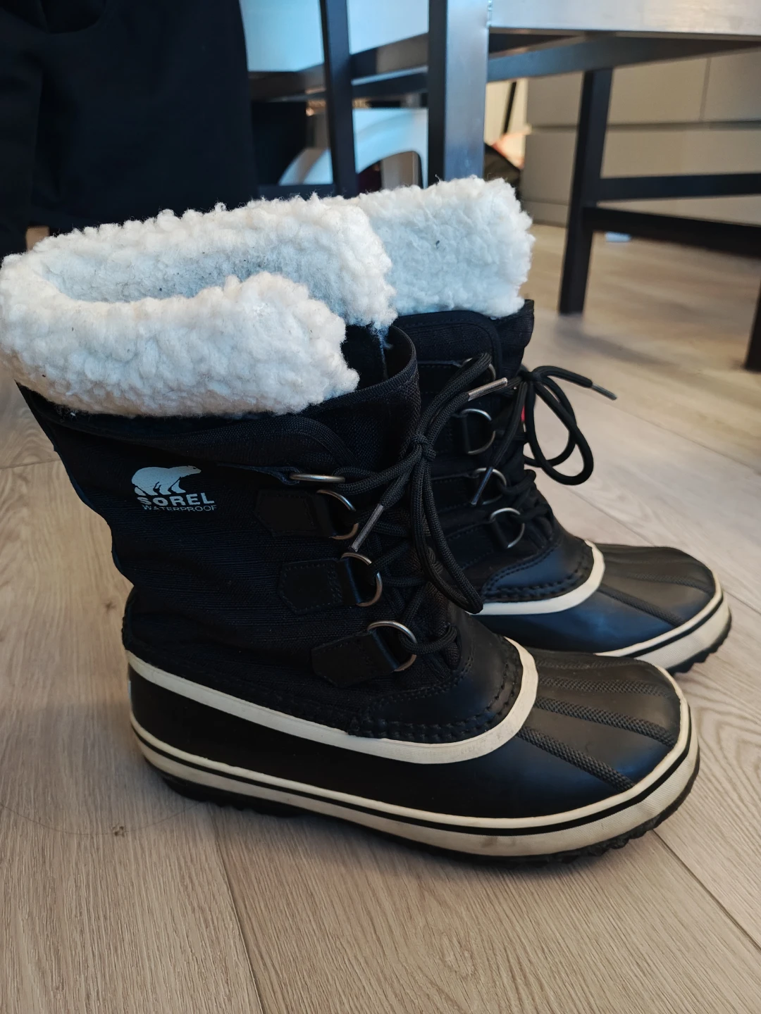 Sorel Snow Boots - Size 6 Women's - photo 3