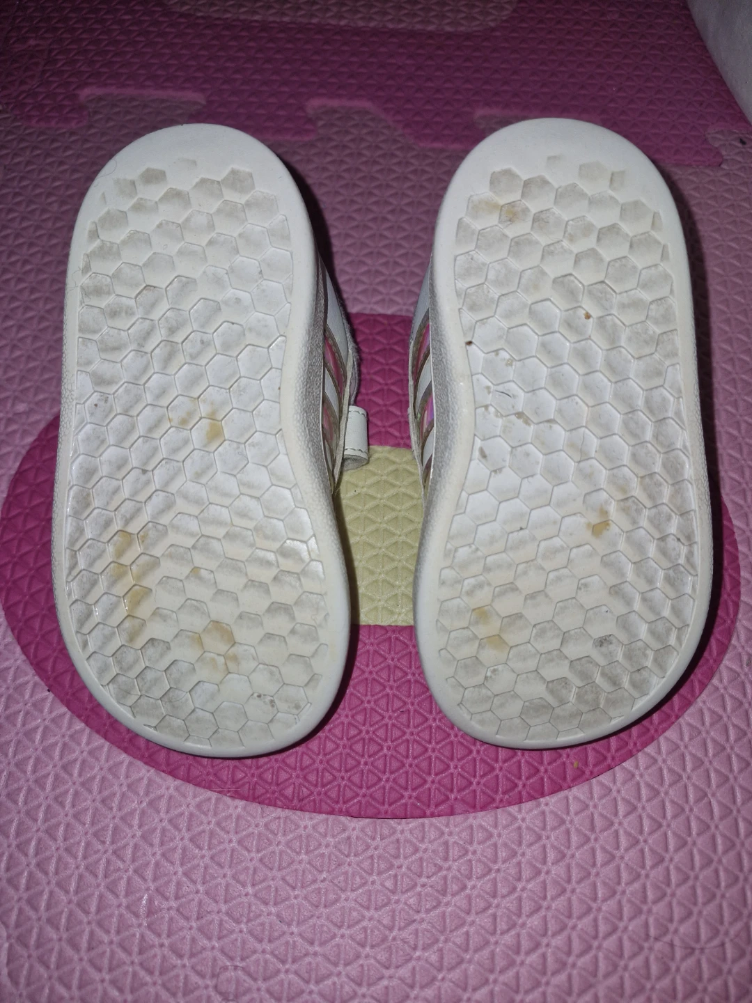 Adidas Toddler Shoes Size 5 - photo 3
