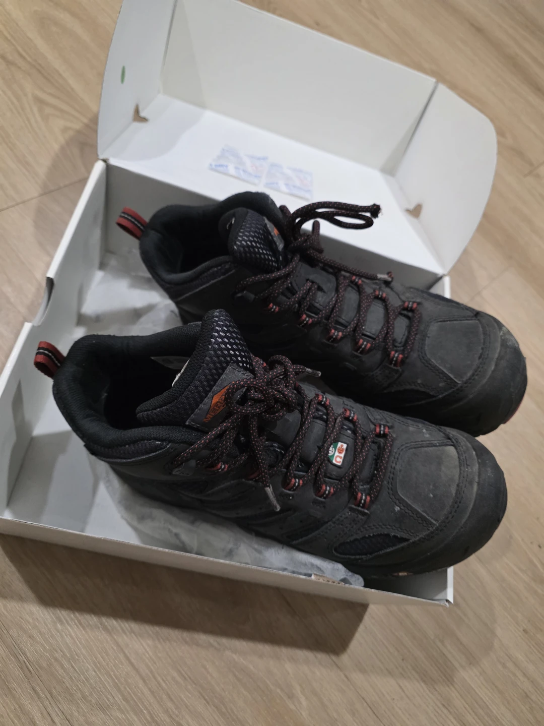 Merrell Work Boots Size 10 - photo 3