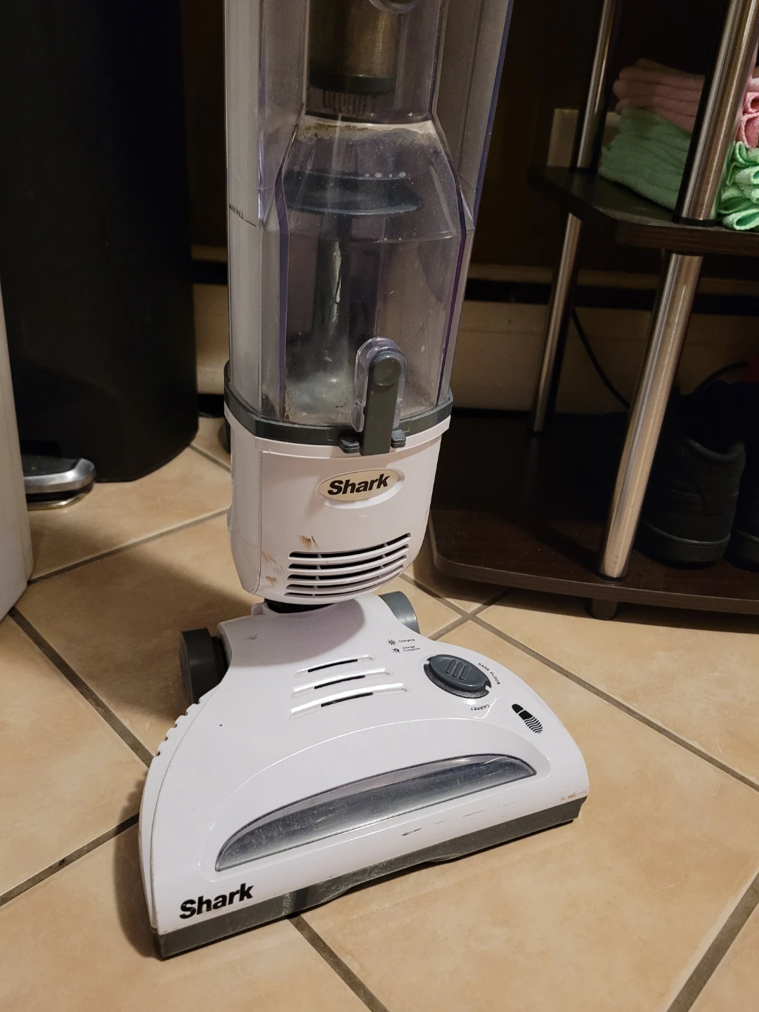 Shark cordless Vacuum Cleaner - photo 2