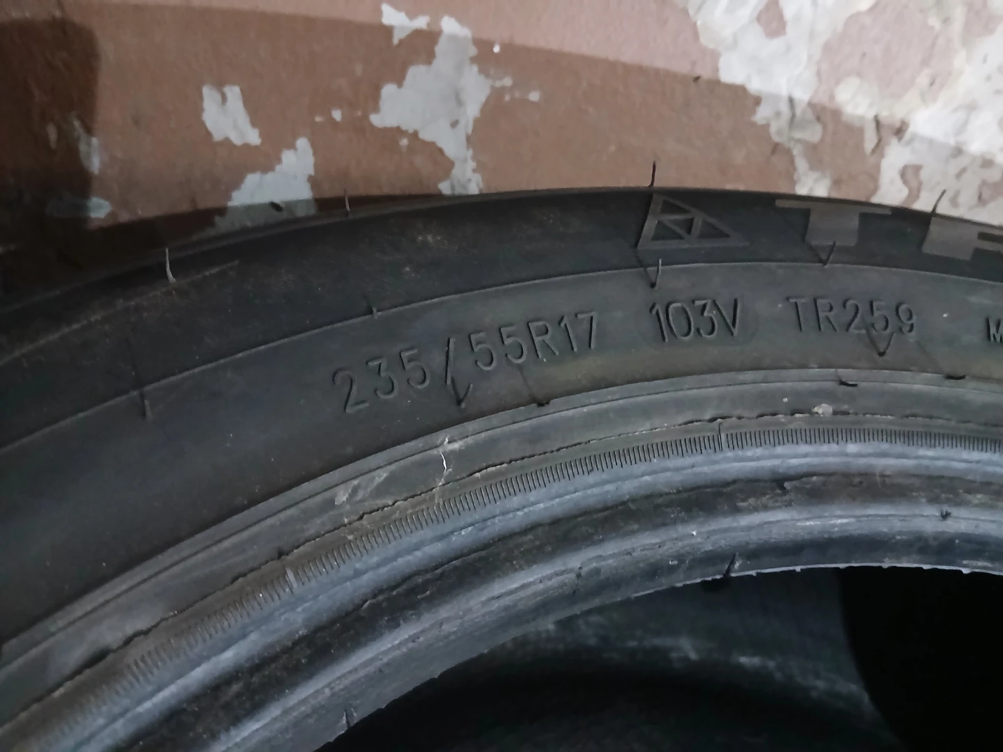 2 x 235/55R17 Tires - photo 2