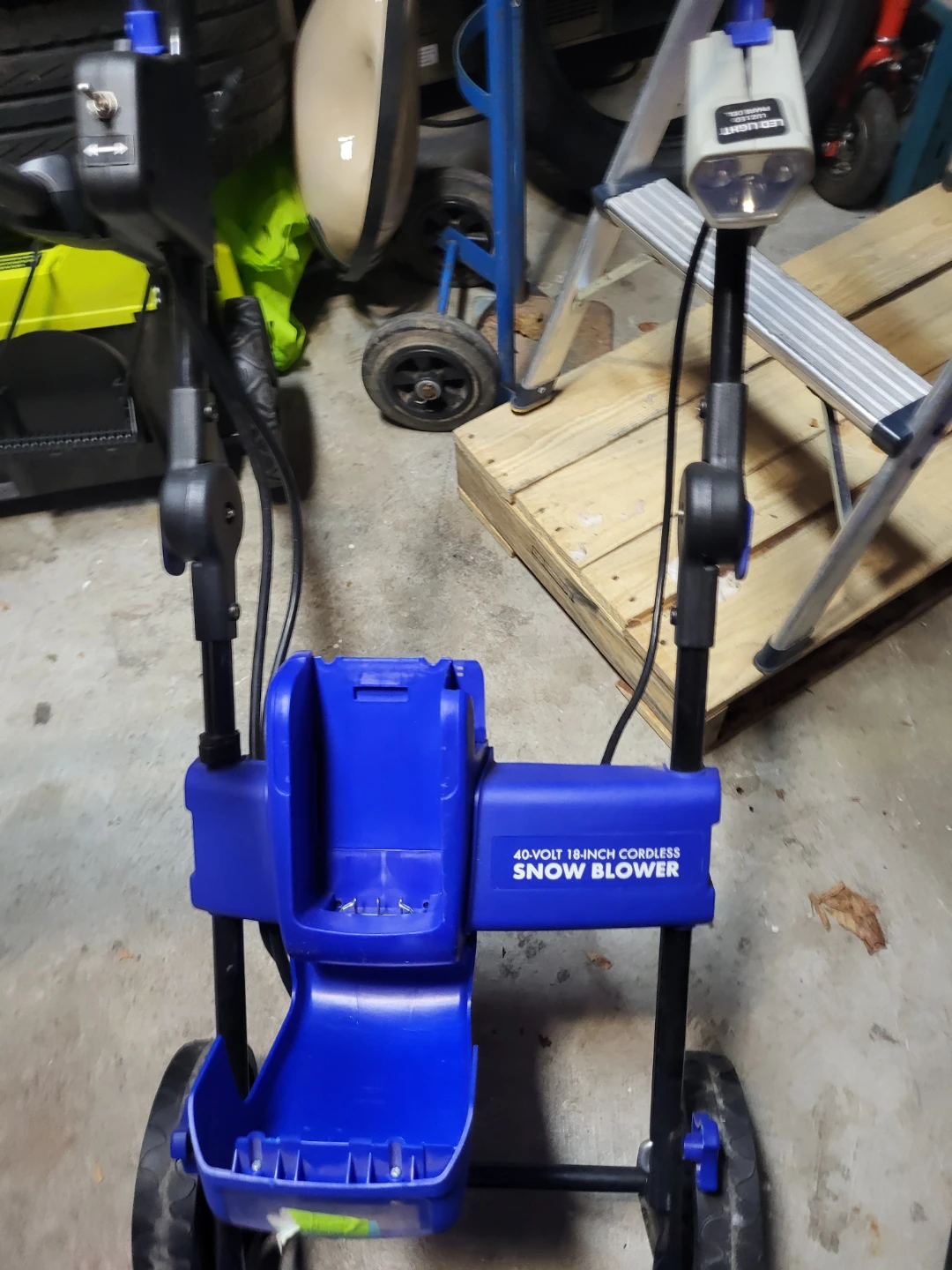 Ryobi 40-Volt 18-Inch Cordless Snow Blower - photo 2