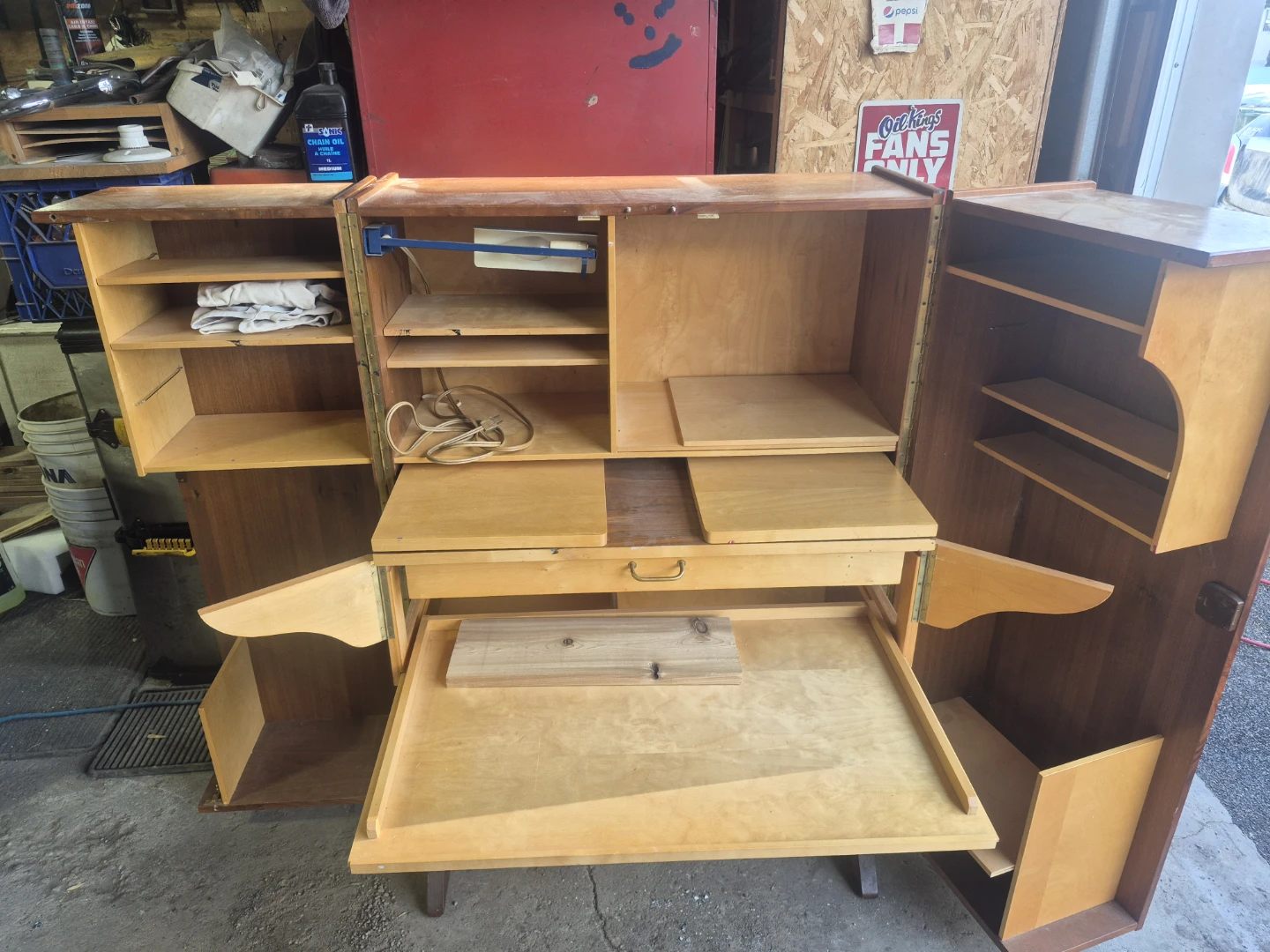 Painters cabinet. - photo 4