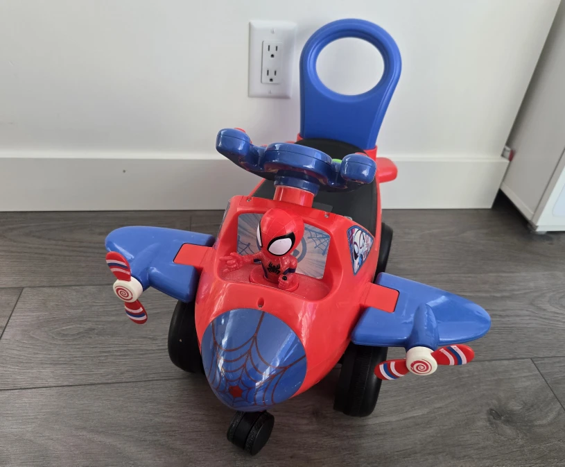 Spider-Man Airplane Ride-On Toy - photo 2