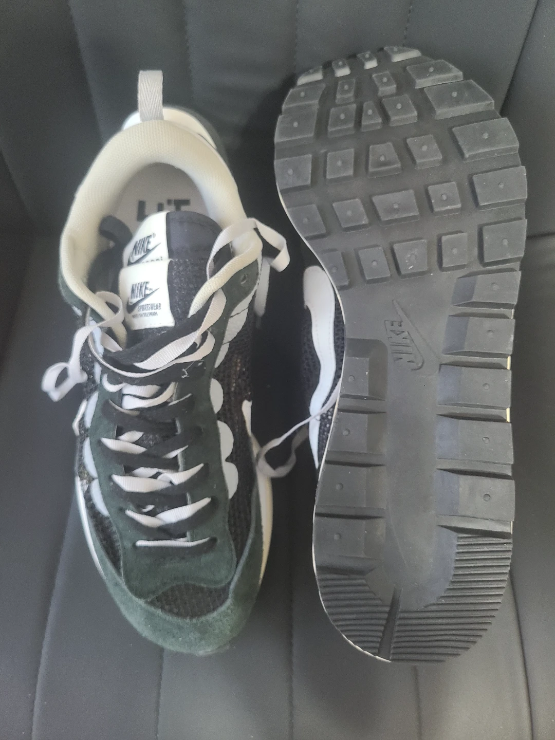 Nike x Sacai Vaporwaffle Sneakers Size 10 - photo 3