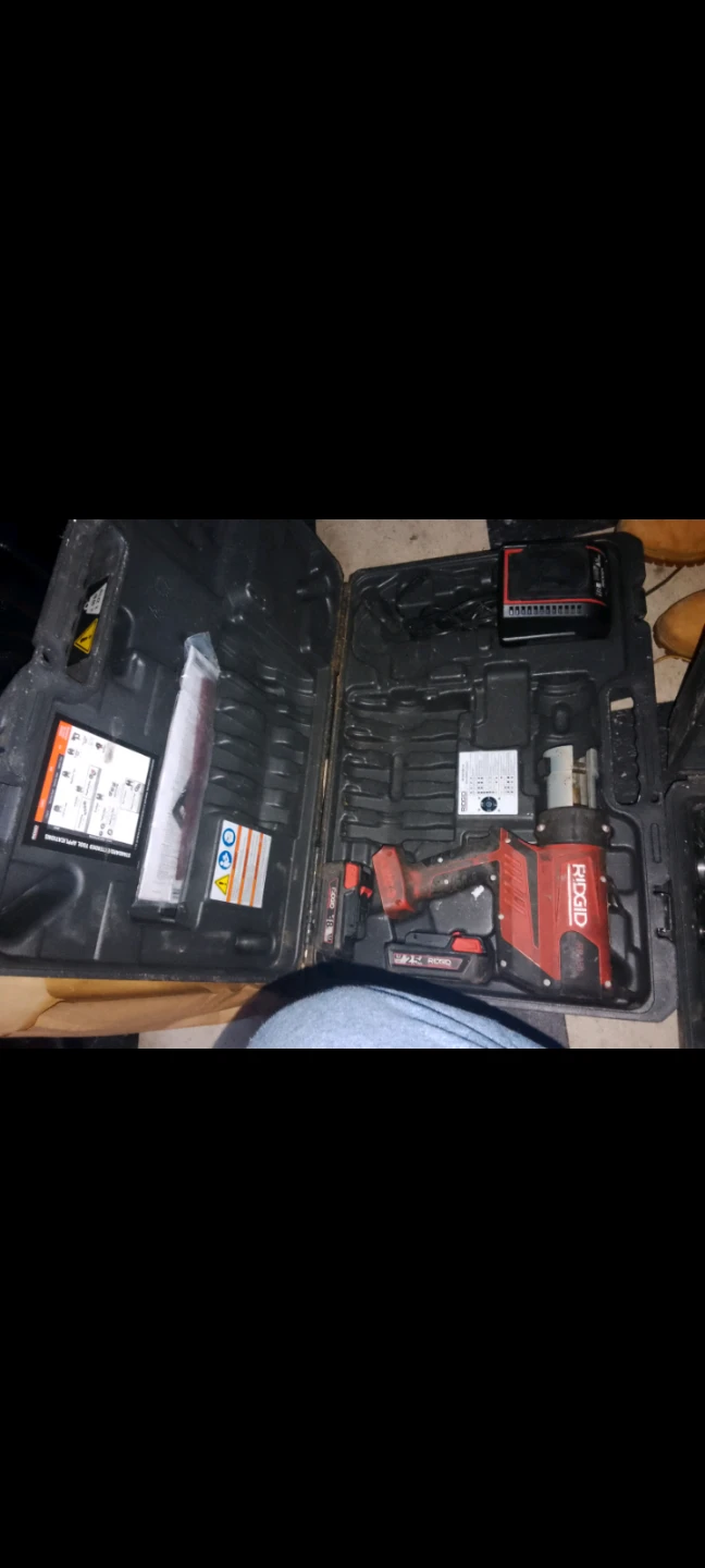 RIDGID Pressing Tool Kit with Dies