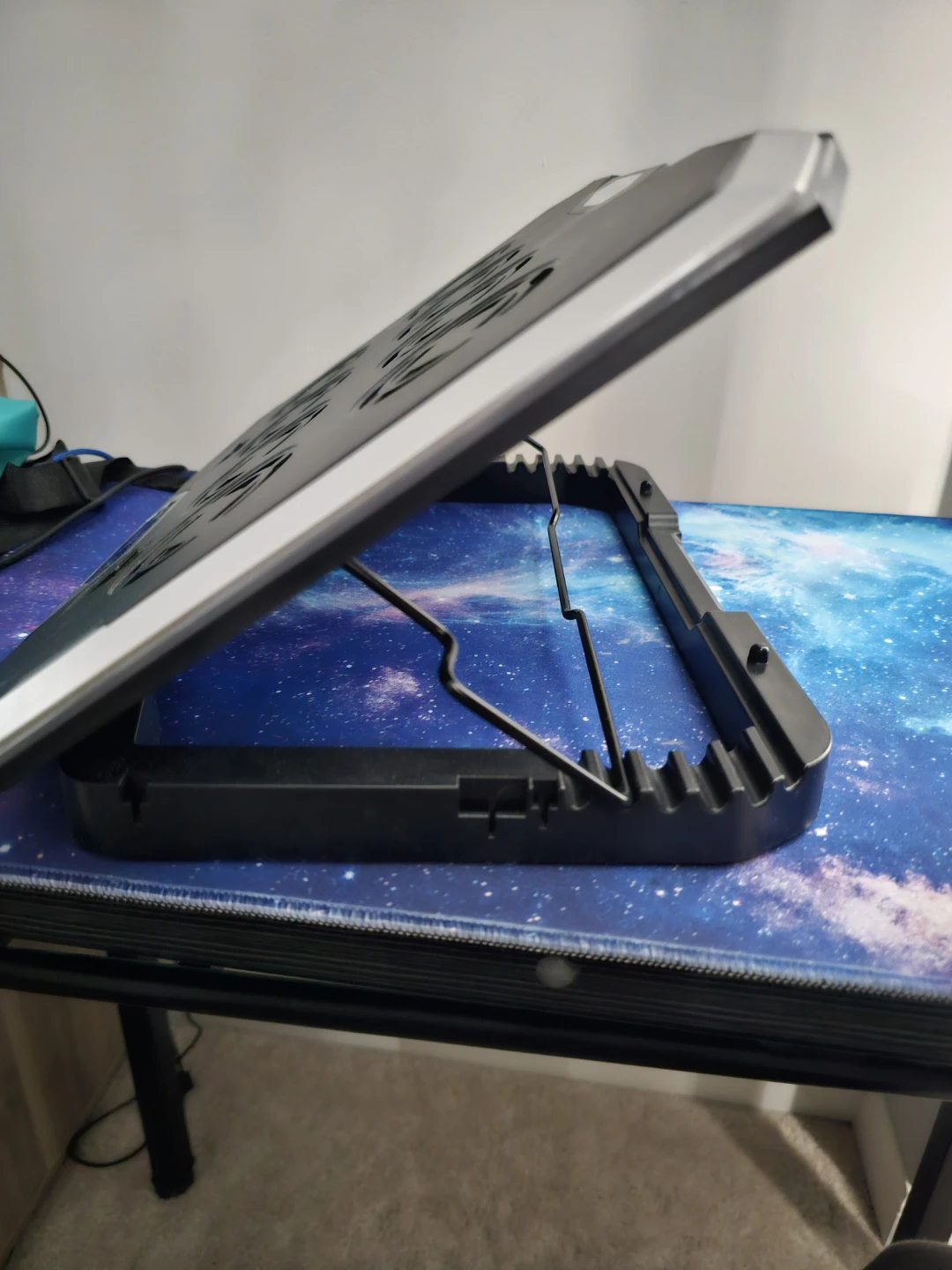 ICE COOREL RGB Laptop Cooling Pad with 8 Fans - photo 3