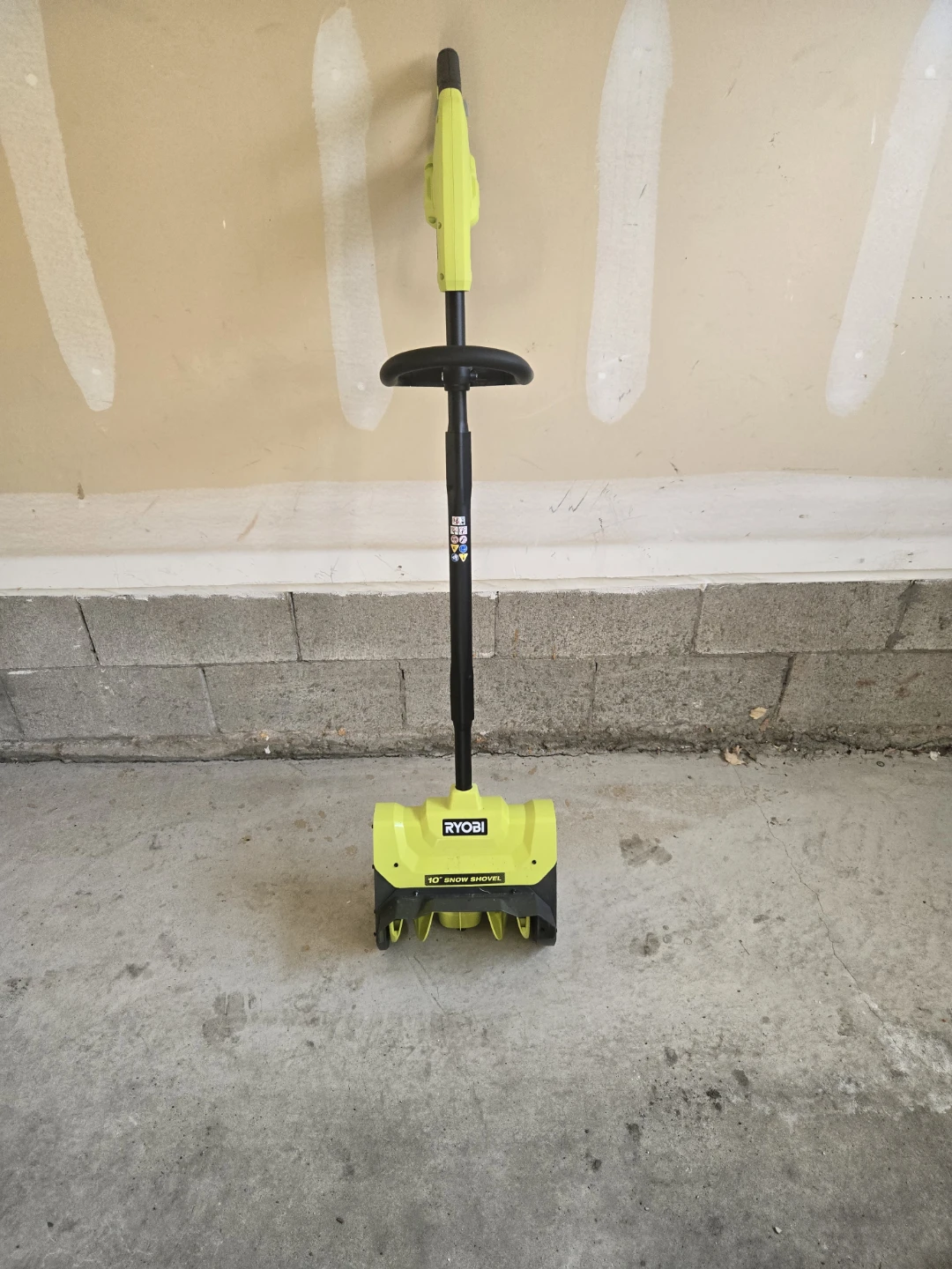 Ryobi 10 inch Snow Shovel 18V (tool only) - photo 2